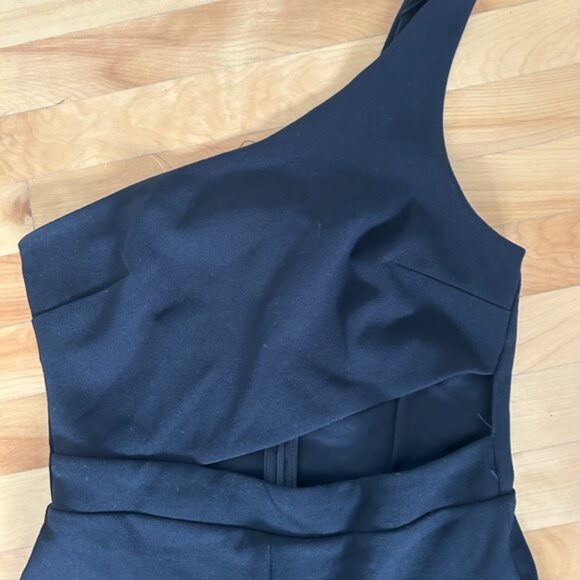 One shoulder jumpsuit - Picture 2 of 4